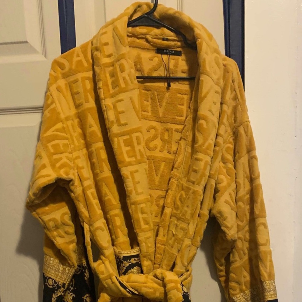 Versace robe size medium